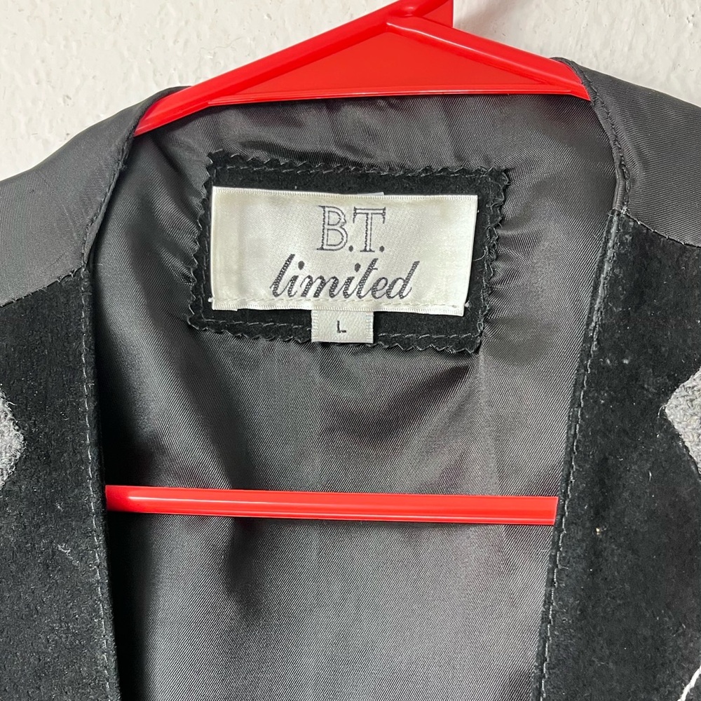 Vintage Men’s Leather Black and Gray Argyle Vest Large - Picture 6 of 10
